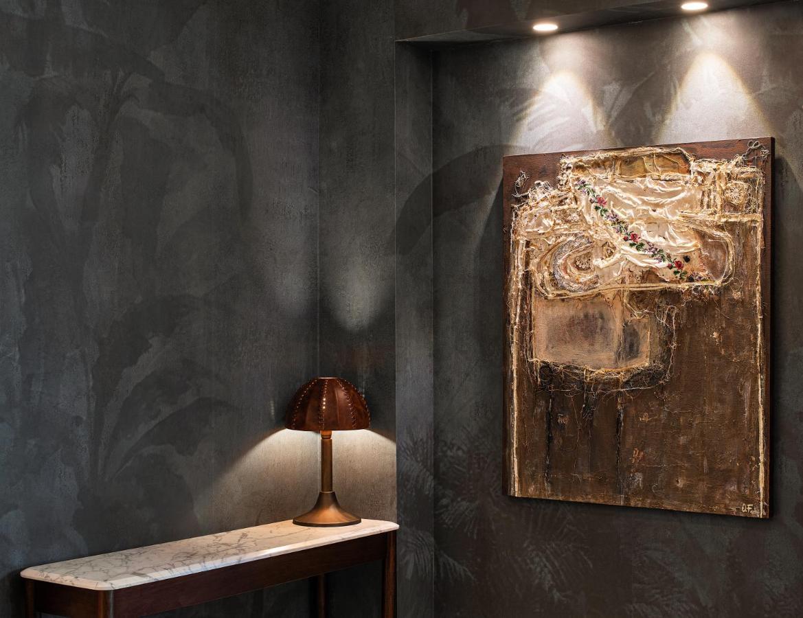 The Artisan Hotel Istanbul - Mgallery Collection Exterior foto A wall with a decorative finish