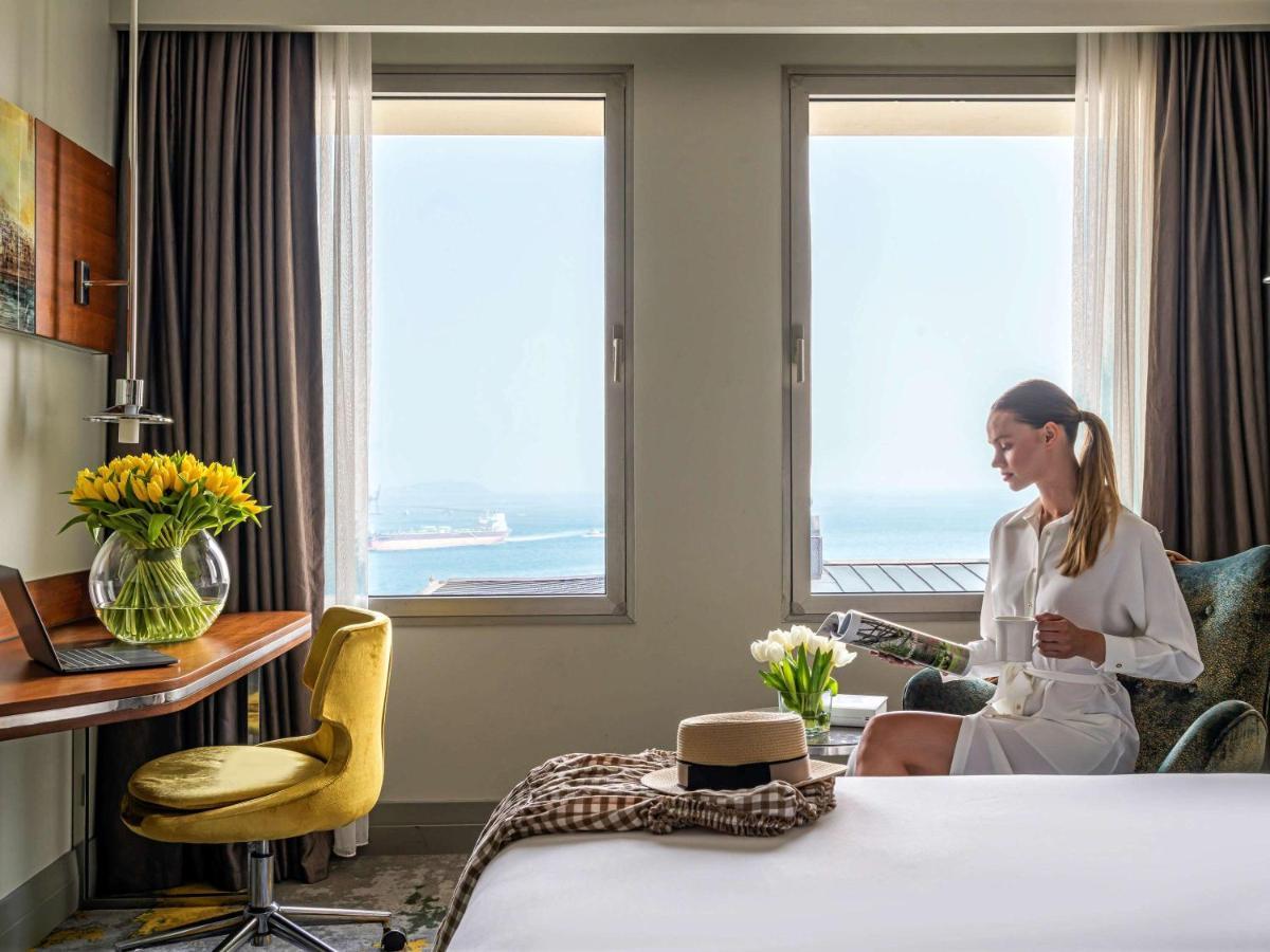 The Artisan Hotel Istanbul - Mgallery Collection Exterior foto A guest in a room at the hotel